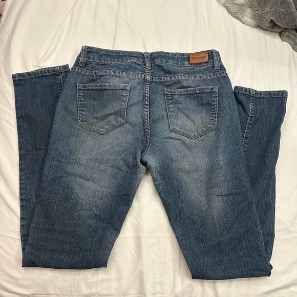 Free Culture Skinny Jeans - Picture 2 of 2